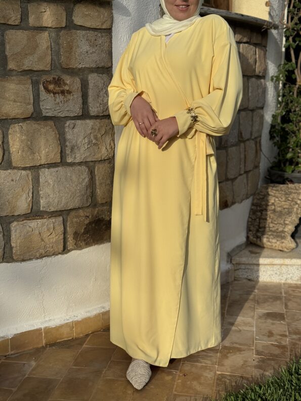 Robe Lily
