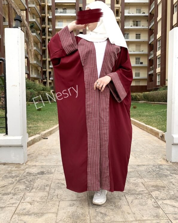 Abaya avec colle