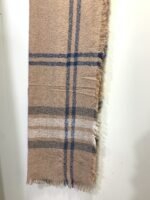 Écharpe motif Burberry