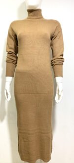 Robe col roulé en laine