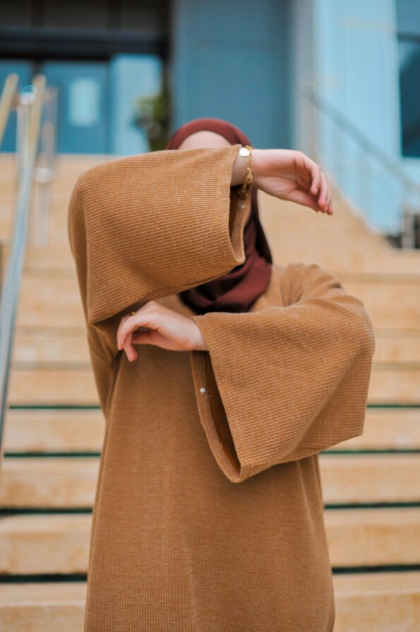 -فستان حنان -كراميل