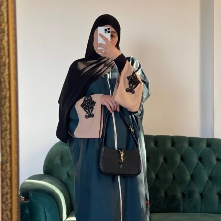 -2عباية شموخ -أخضر/بيج