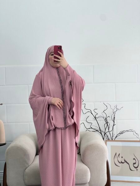 حجاب الصلاة نفحة