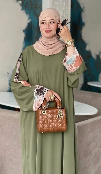 - عباية روضة - أخضر