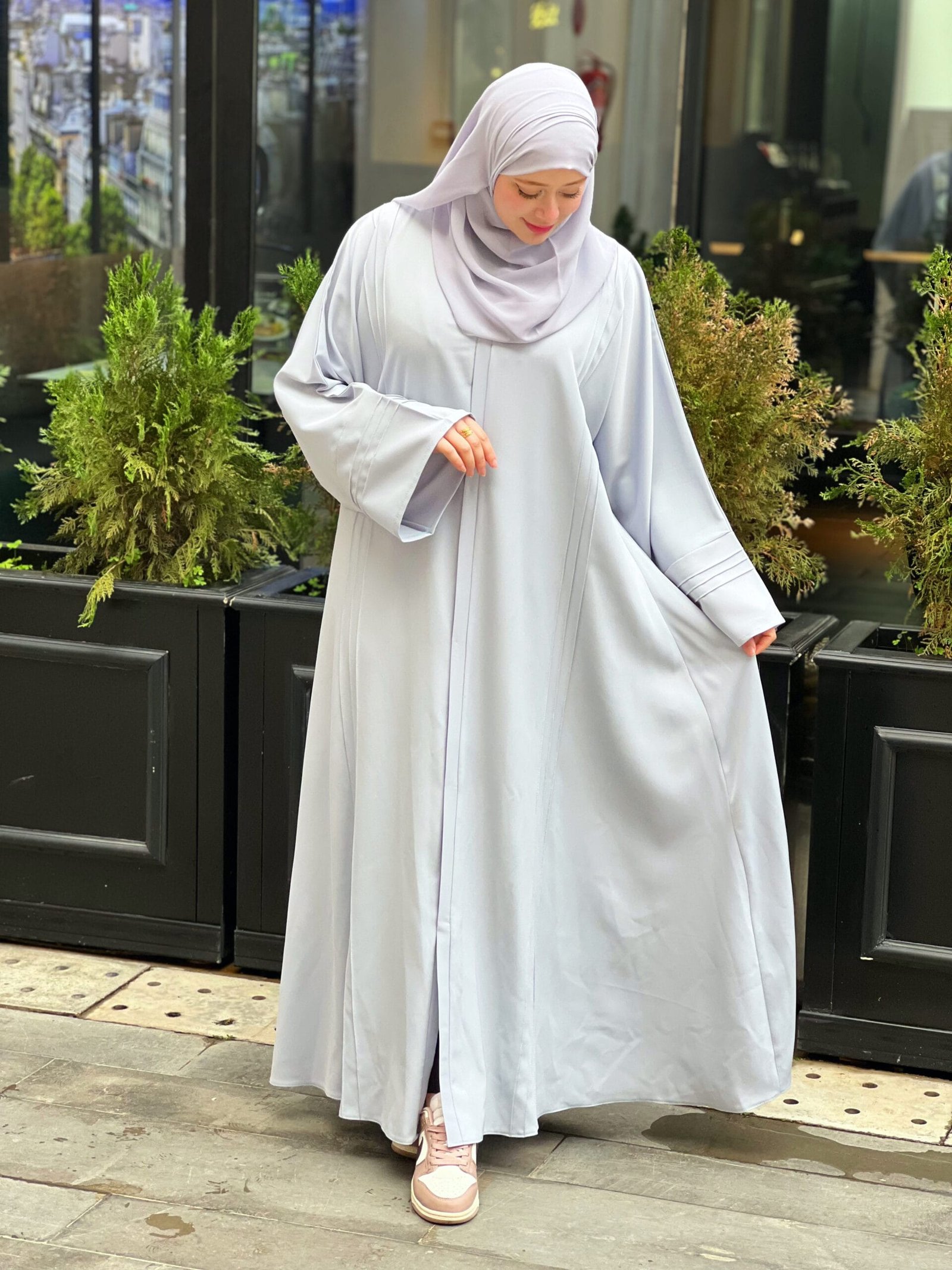 94455103-DF95-4BD6-B686-38DE9C0ABA7A عباية رهيف – Image 1