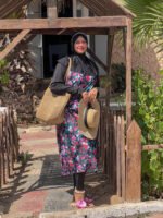 Long Flower Modest Swimwear -black- – Image 8